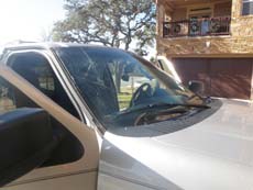 Broken Windshield in Orlando Florida, step 1: Removing the Windshield