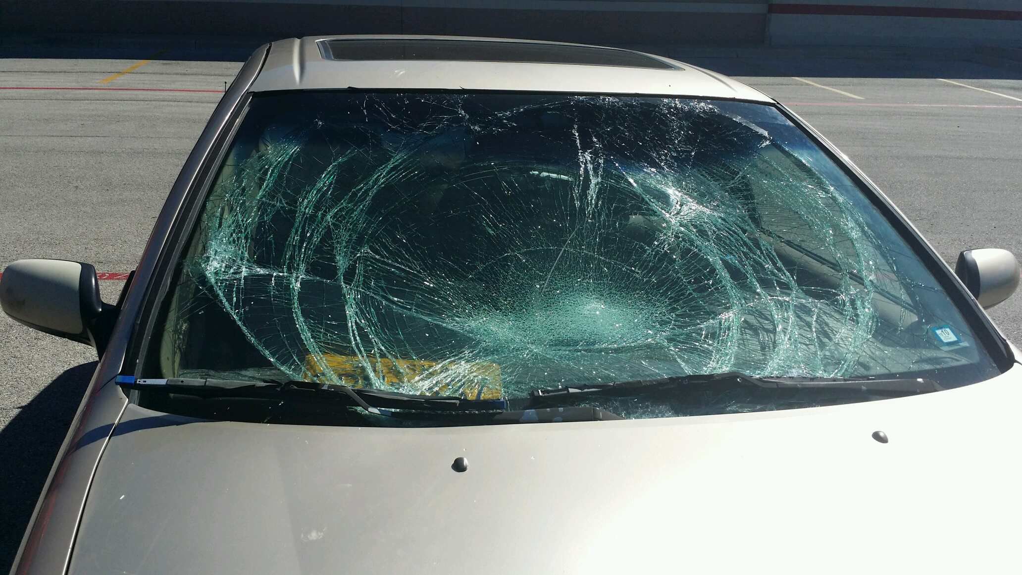 Nissan versa windshield replacement cost