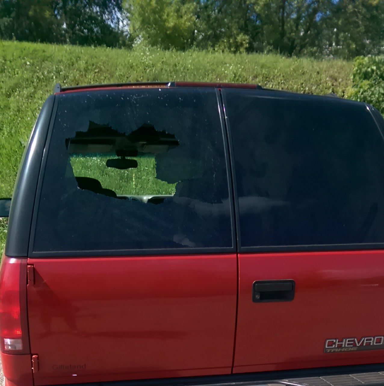 Remove Scratches Scuff Marks In Your Car S Paint Job With