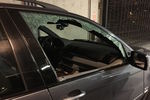 2002 BMW X5 Front Passenger's Side Door Glass