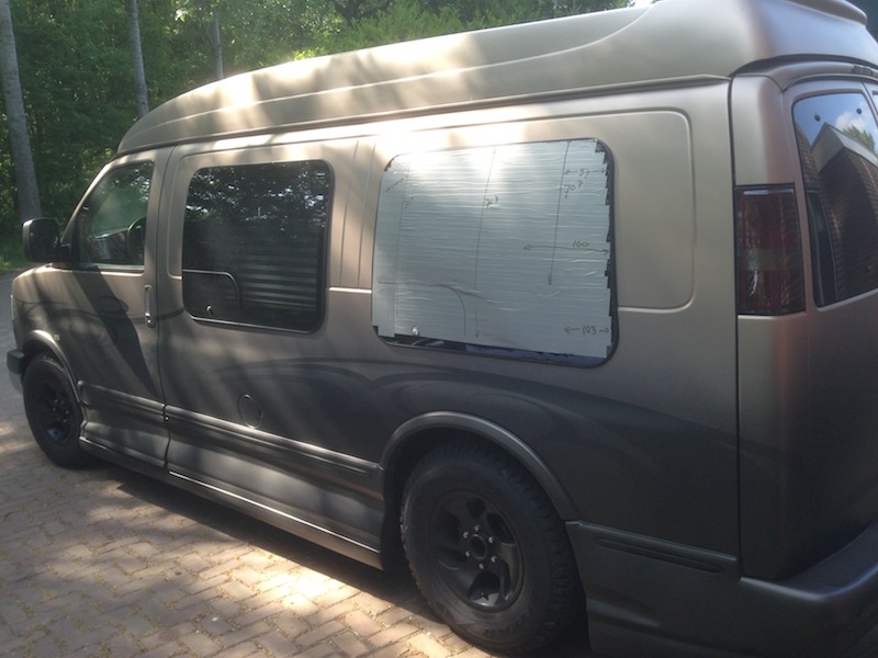 Chevy Express Van >> Chevrolet Windshield Replacement Prices & Local Auto Glass Quotes Chevy Express Van >> Chevrolet Windshield Replacement Prices & Local Auto Glass Quotes