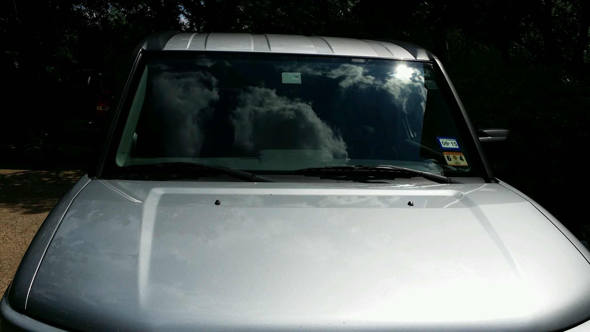 2006 Honda element windshield
