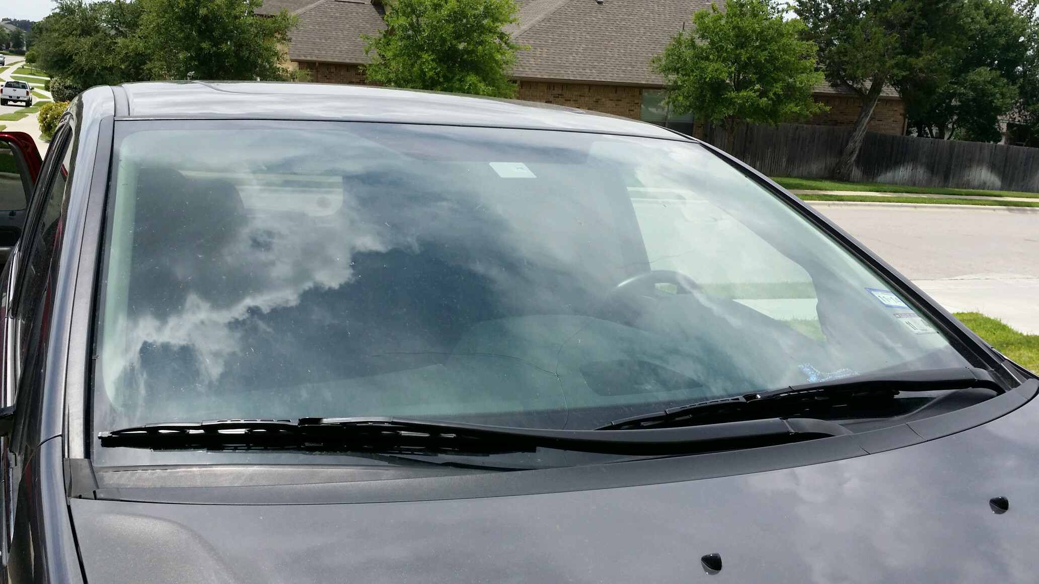 Jeep grand cherokee windshield glass